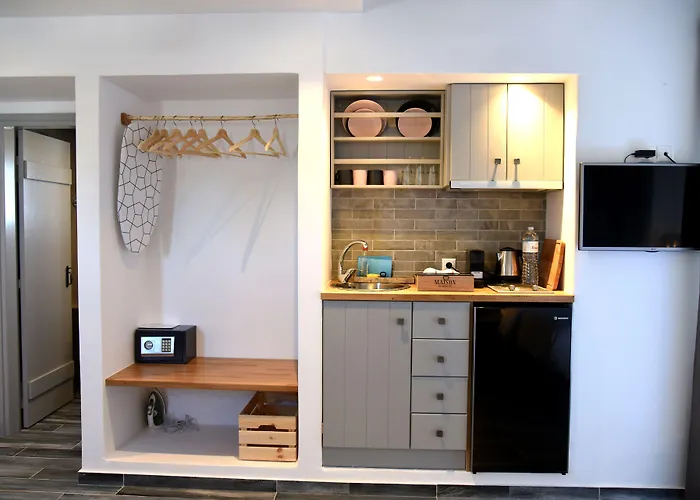 Aletro * Mykonos Town