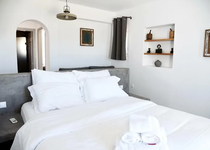 Aletro * Mykonos Town